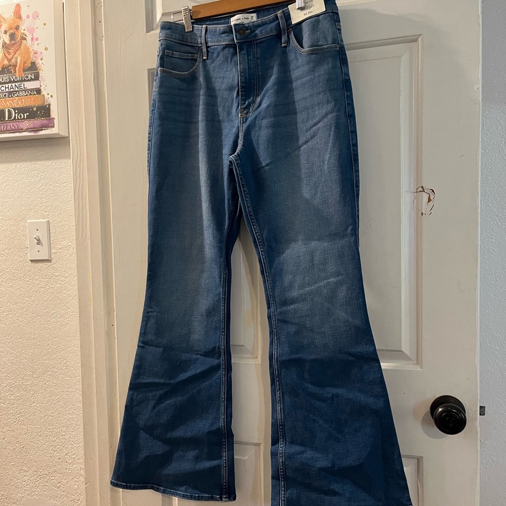 Abercrombie & Fitch jeans